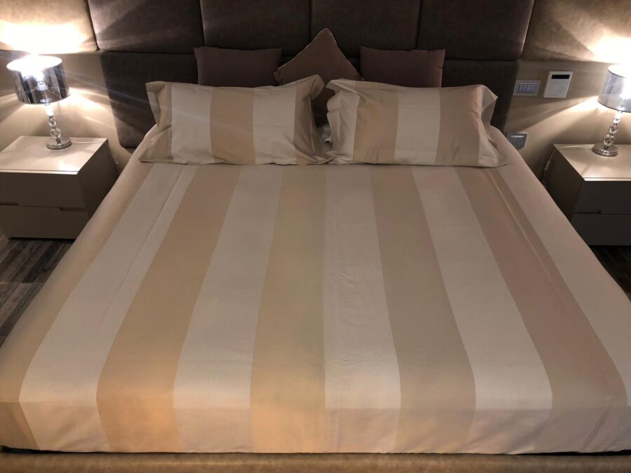 Top Sheet Beige Fasce Larghe